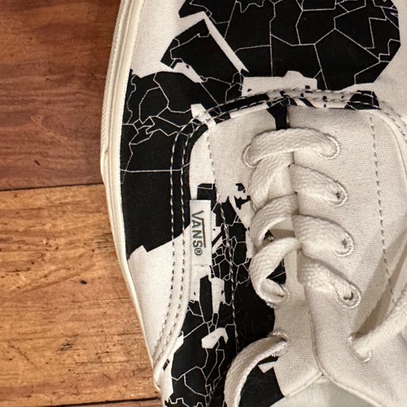 Prototype Rare Men’s World Map Vans Size 11 - Picture 2 of 5